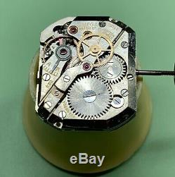 1944 Vintage Midsize Omega Manual Winding R17.8 SC. Serviced & One Year Warranty