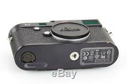Leica M (Typ 240) 10770 black paint with one year of warranty // 32657,18