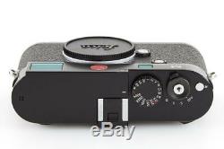 Leica M (Typ 240) 10770 black paint with one year of warranty // 32657,19