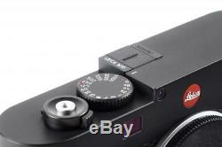 Leica M10 20000 black chrome like new with one year of warranty // 32446,23