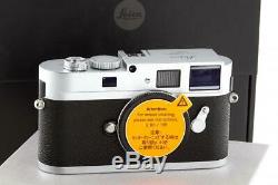 Leica M9-P Chrome like new with one year warranty // 32369,4