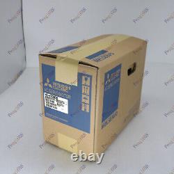 New IN BOX servo motor HC-RF203B One year warranty FREE SHIPPING MT68#XR