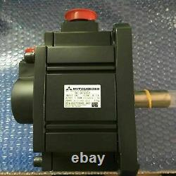 New Mitsubishi HC-UFS152 Servo Motor One Year Warranty In Box HCUFS152