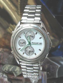 Pulsar chronograph Y182-6A60 Working Date watch One Year warranty Green Hands