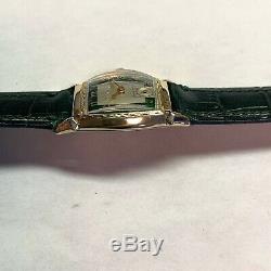 Vintage 1947 Men's Bulova 15 Jewels Swiss Made Green Dial One Year Warranty