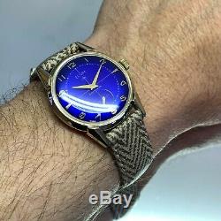 Vintage 1960s Gent's Elgin17J American Made Blue Dial Serviced One Year Warranty