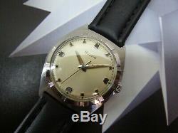 Vintage 1968 Men's Bulova, Fancy SS Case 17 Jewels USA Made One Year Warranty